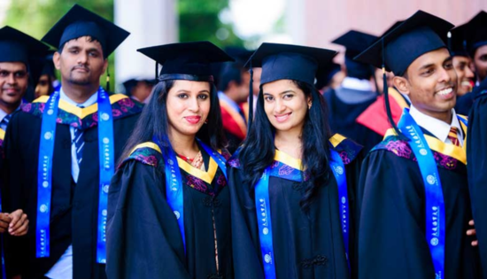 Study English Language and Literature at CINEC