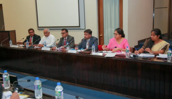 Government Focuses on Issues in University System