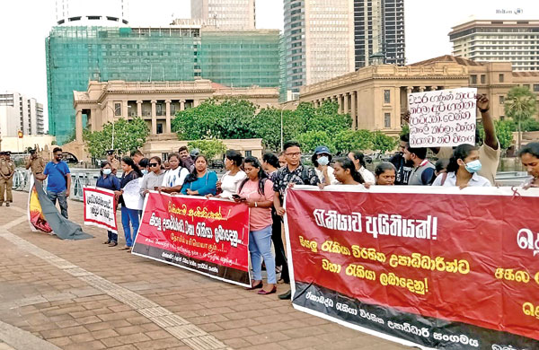 Unemployed Graduates Protest in Colombo