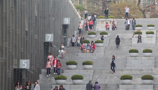 Asia’s University Boom: What Sri Lankan Students Must Know